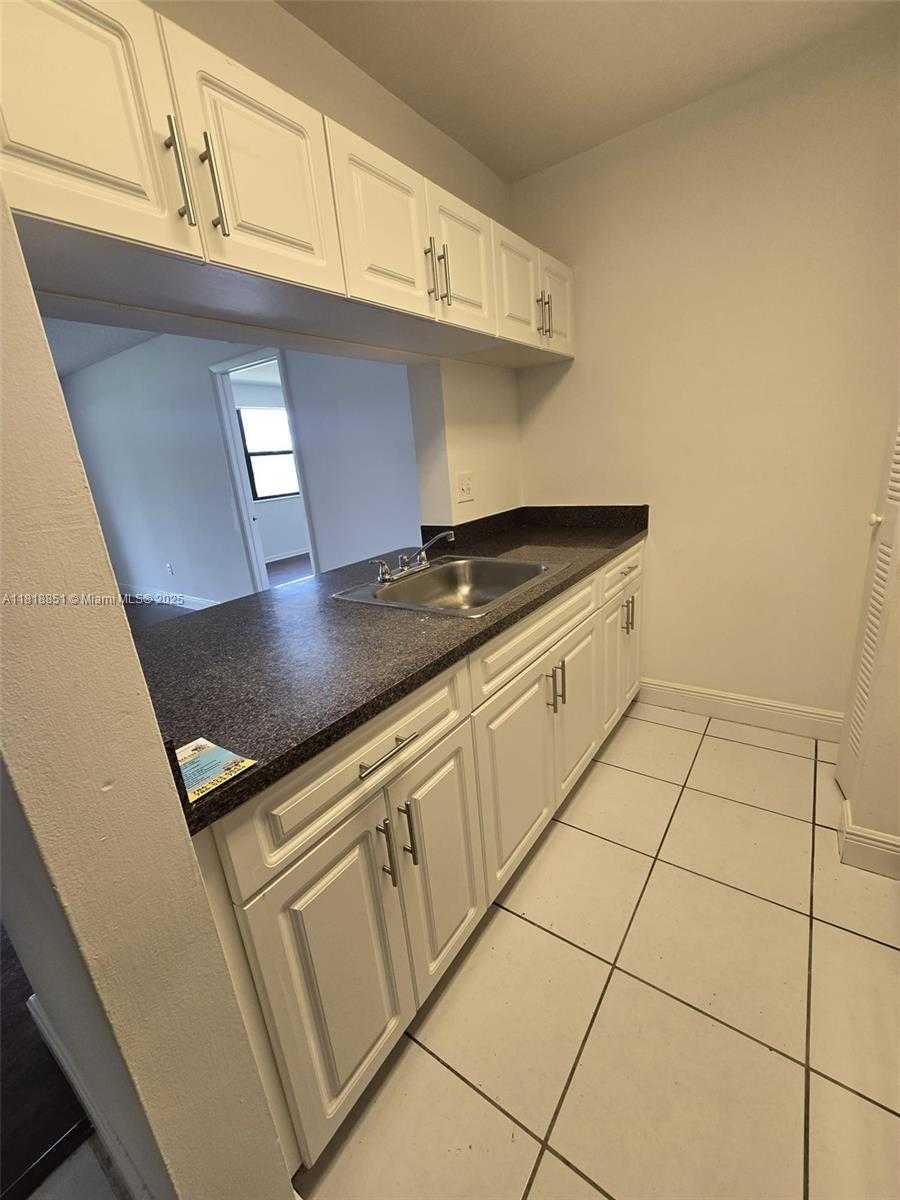 Small Image of 9808 HAMMOCKS BLVD #203-23, Miami Number 8