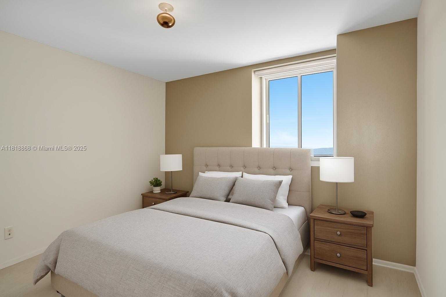 Small Image of 4775 COLLINS AVE #2805, Miami Beach Number 11