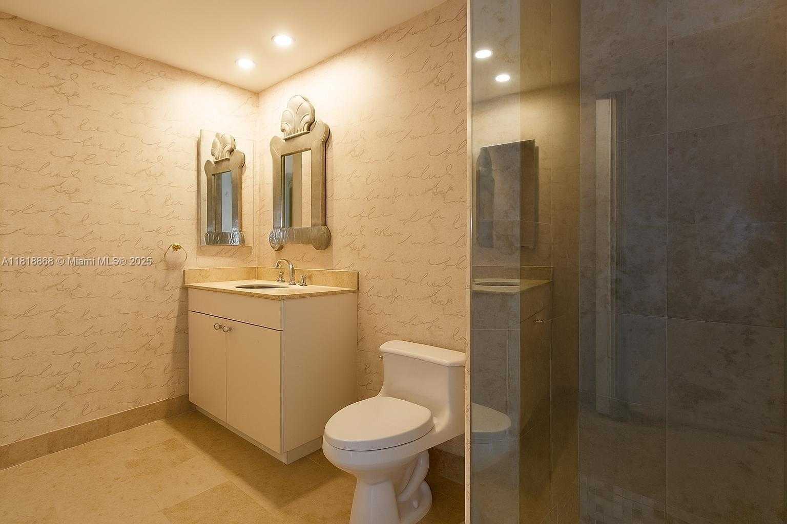 Small Image of 4775 COLLINS AVE #2805, Miami Beach Number 13