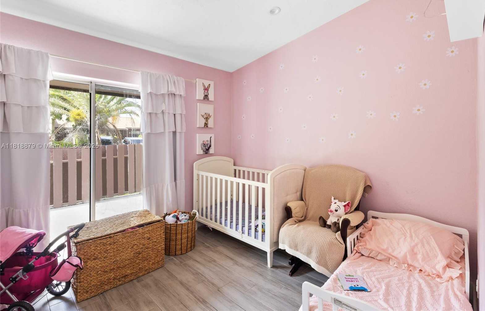 Small Image of 12224 SOUTH WEST 118TH LN, Miami Number 9