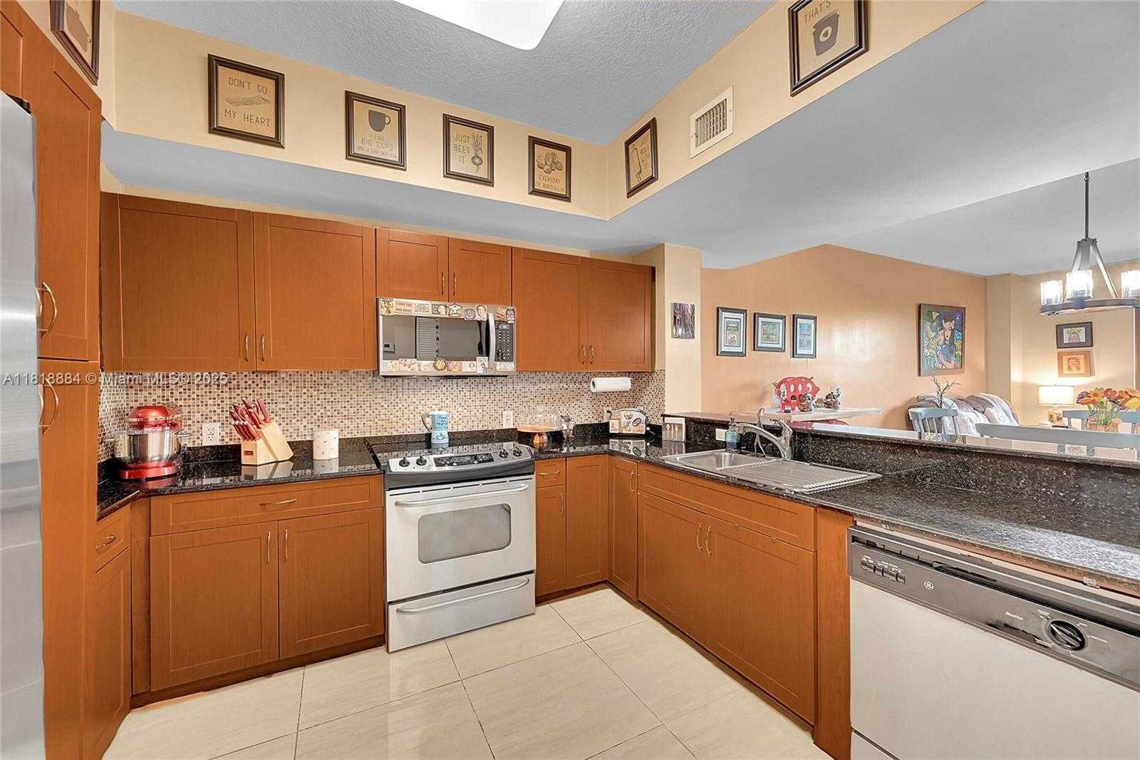Small Image of 8440 SOUTH WEST 8TH ST #306A, Miami Number 14