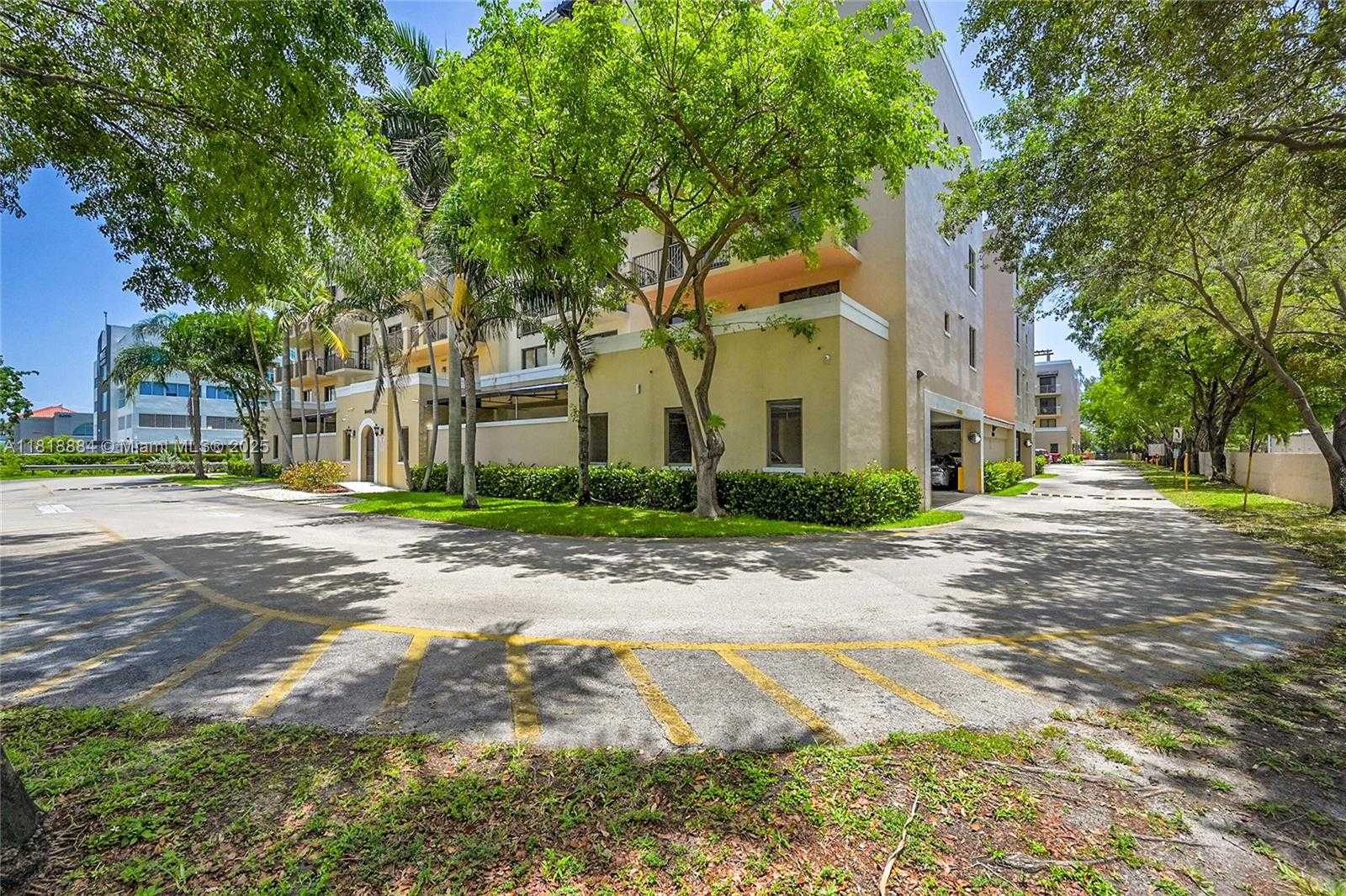 Small Image of 8440 SOUTH WEST 8TH ST #306A, Miami Number 4