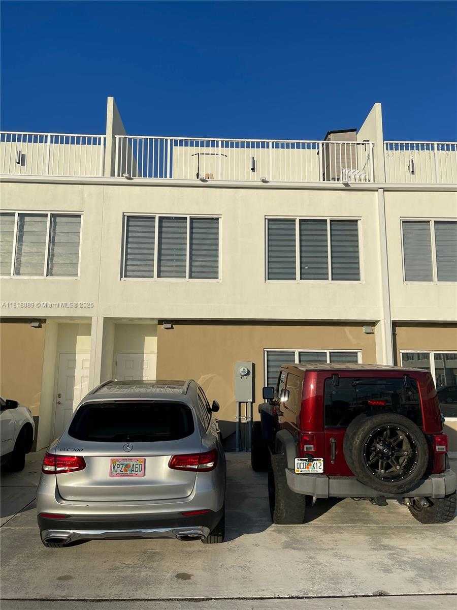 Small Image of 13960 SOUTH WEST 258TH TER, Homestead Number 14