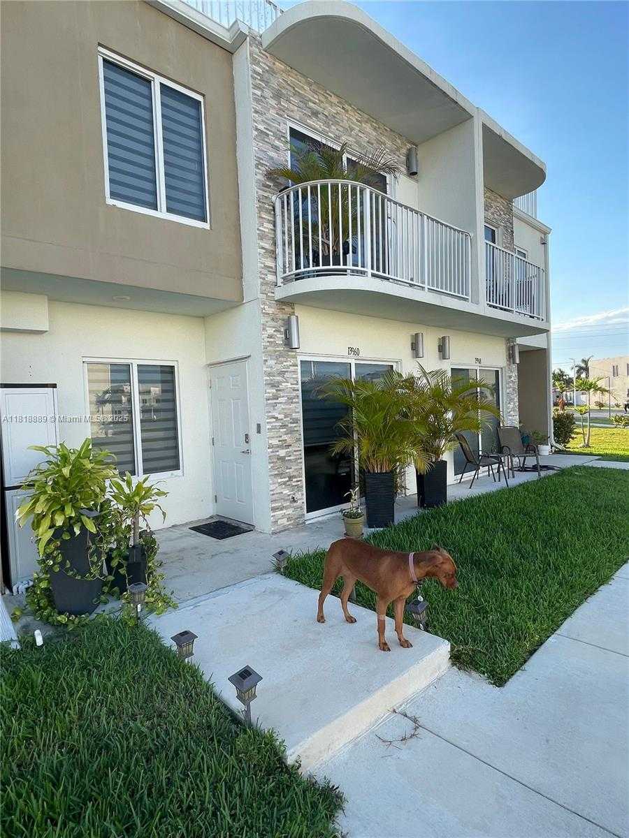 Small Image of 13960 SOUTH WEST 258TH TER, Homestead Number 2