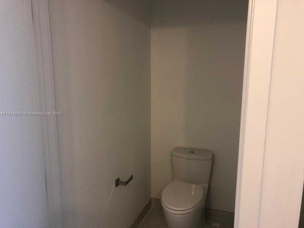 Imagen de Pequeño Objeto