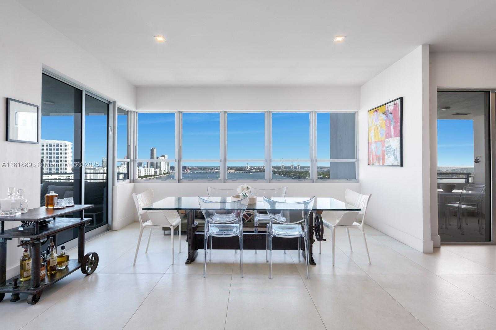 Small Image of 11 ISLAND AVE #PH2, Miami Beach Number 6