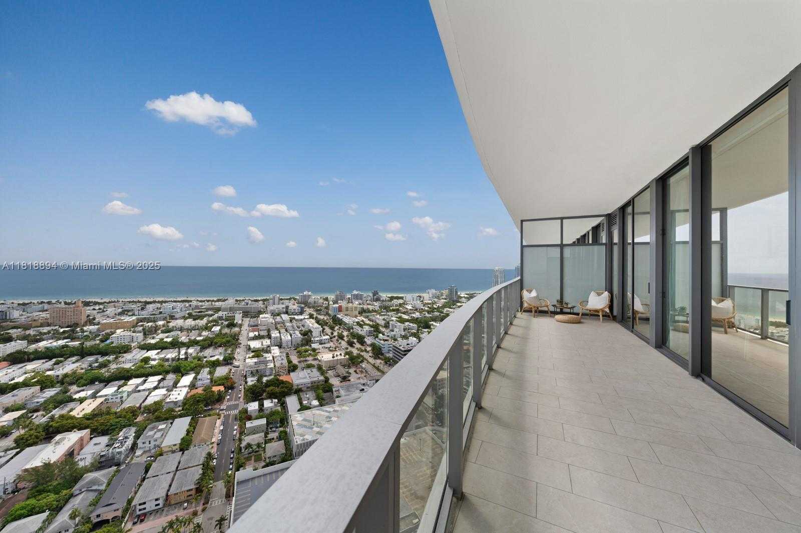 Small Image of 500 ALTON RD #4004, Miami Beach Number 18