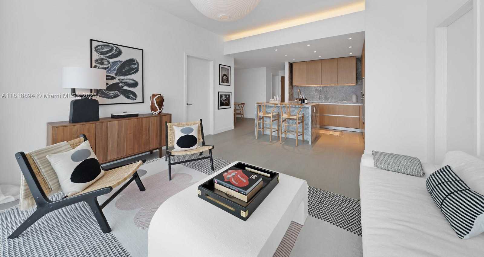 Small Image of 500 ALTON RD #4004, Miami Beach Number 2