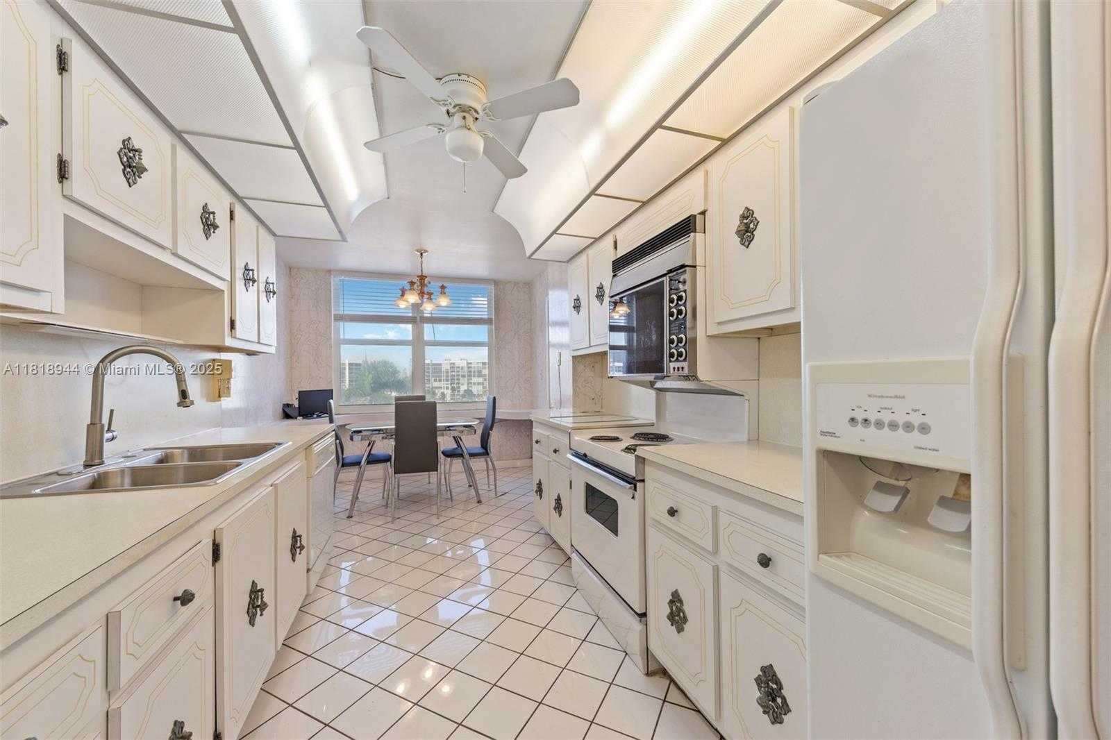 Small Image of 2751 SOUTH OCEAN DR #501N, Hollywood Number 10