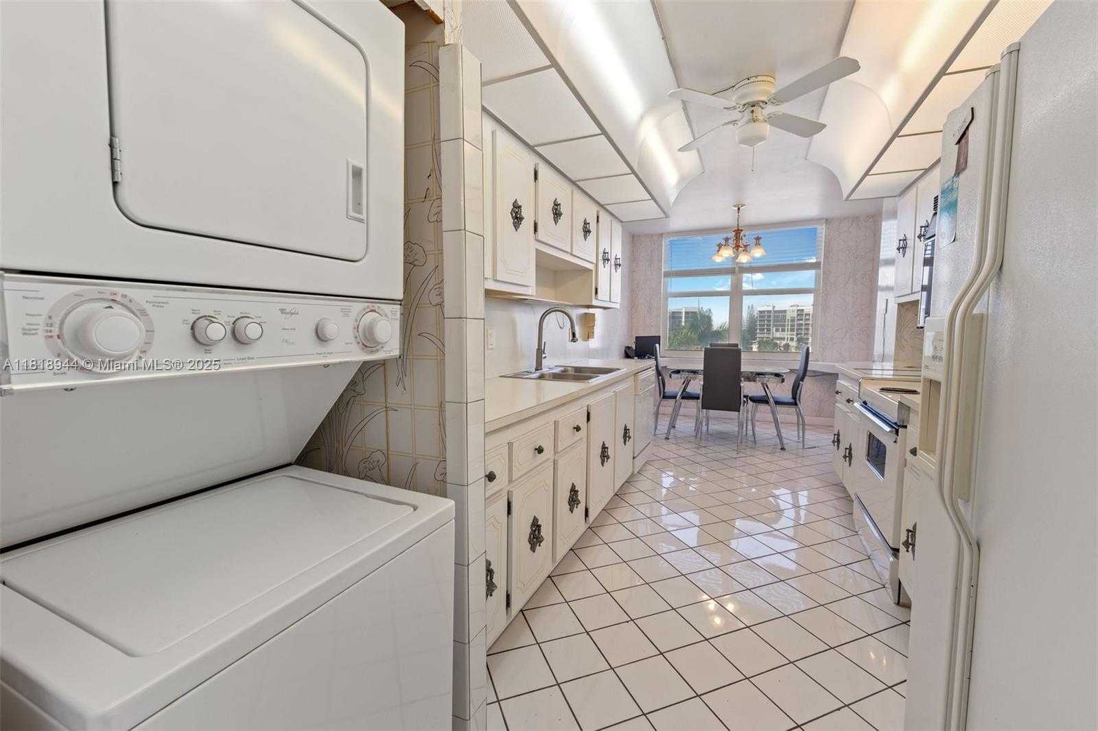 Small Image of 2751 SOUTH OCEAN DR #501N, Hollywood Number 13