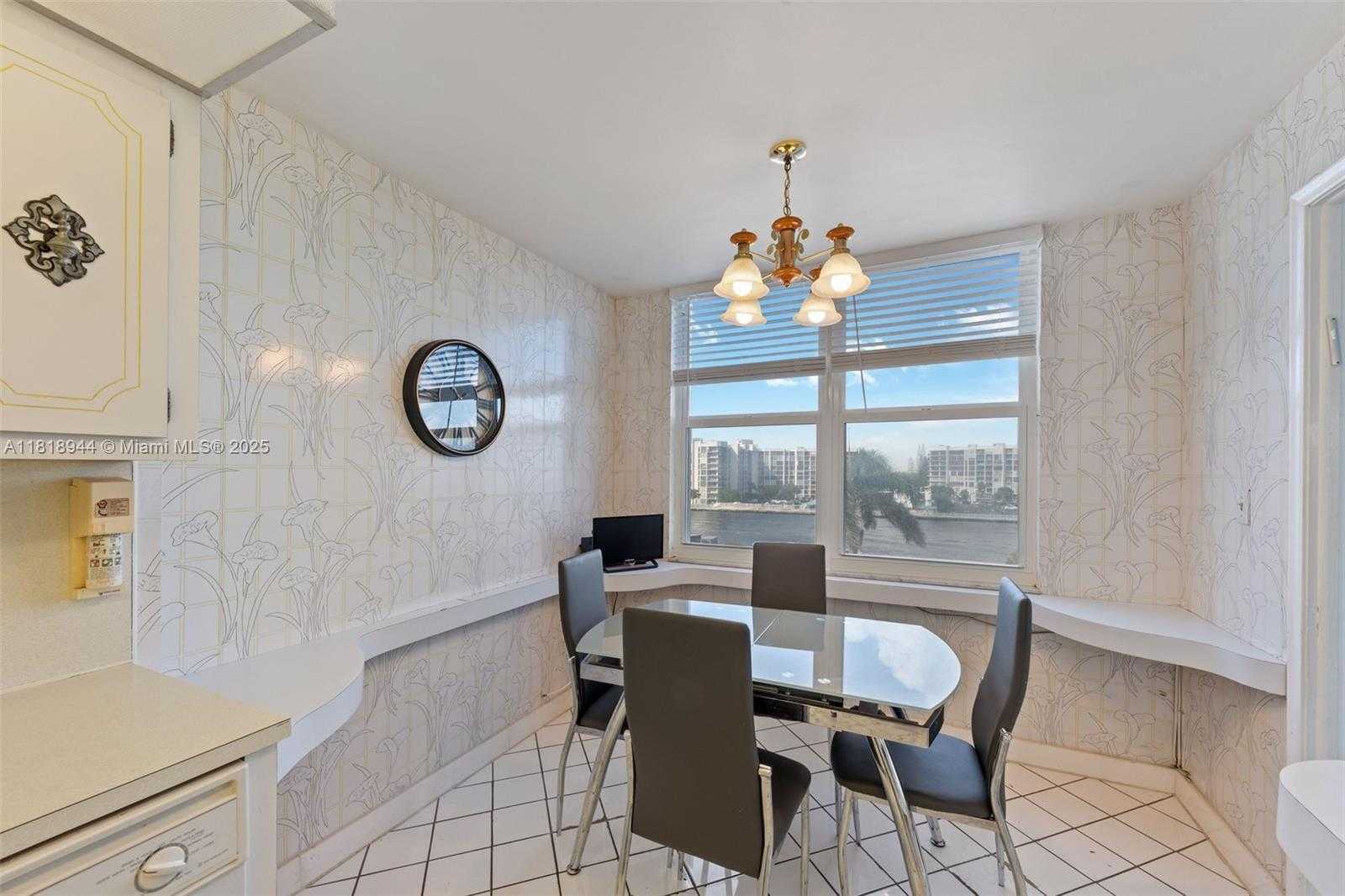 Small Image of 2751 SOUTH OCEAN DR #501N, Hollywood Number 14