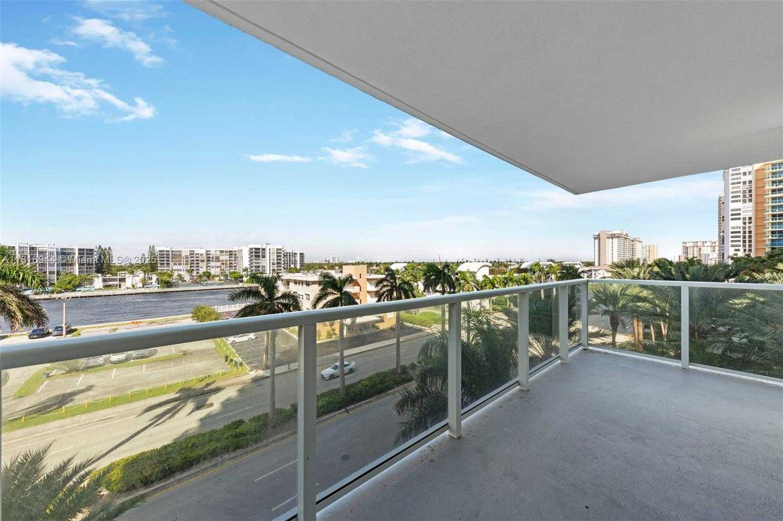 Small Image of 2751 SOUTH OCEAN DR #501N, Hollywood Number 16