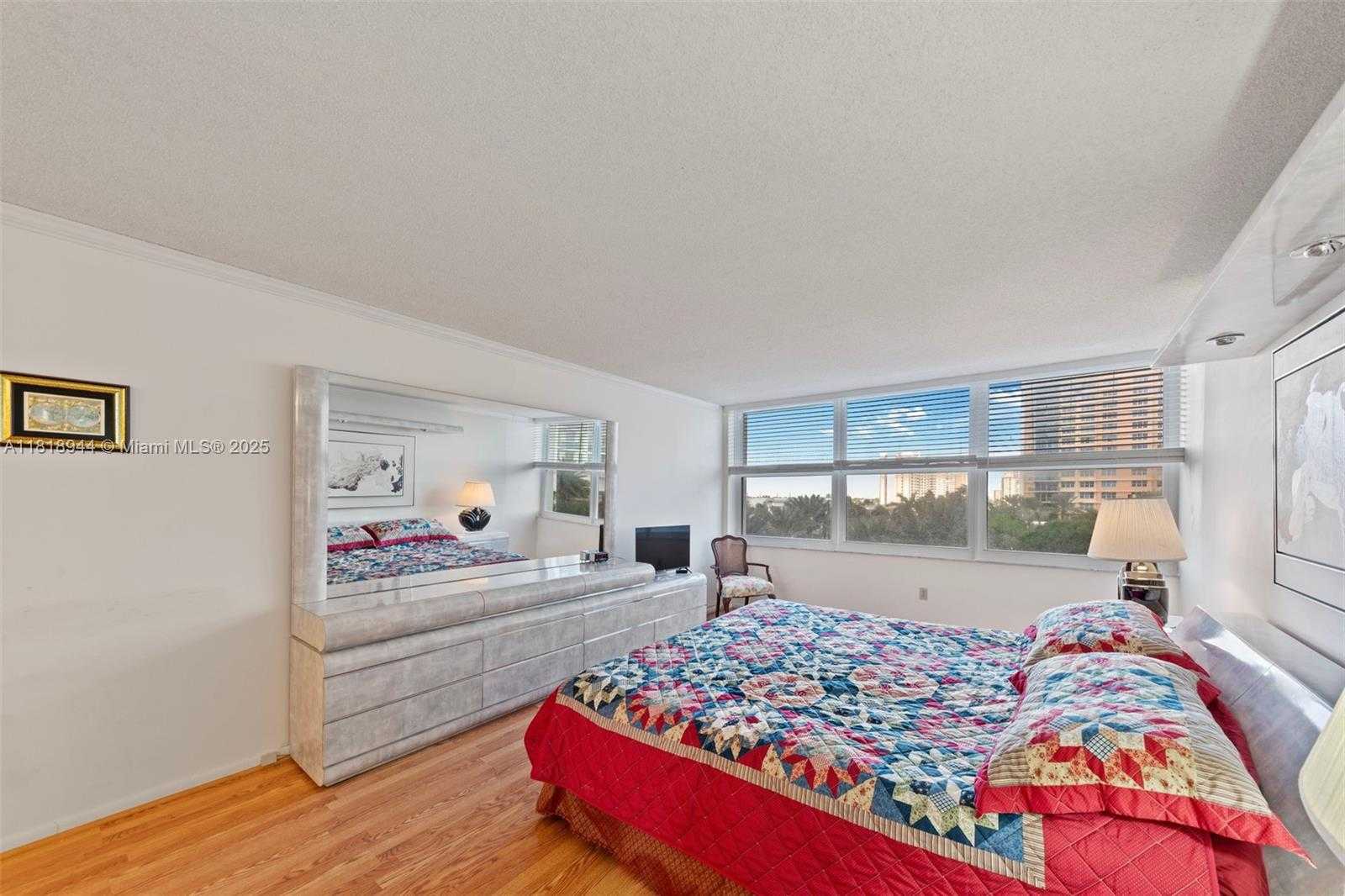 Small Image of 2751 SOUTH OCEAN DR #501N, Hollywood Number 20