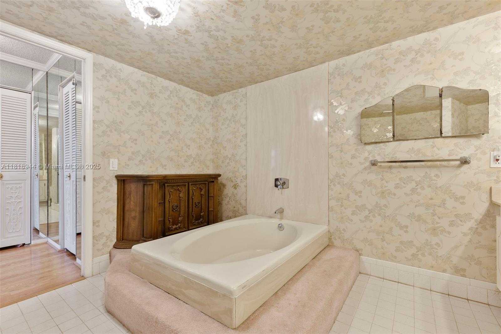 Small Image of 2751 SOUTH OCEAN DR #501N, Hollywood Number 28