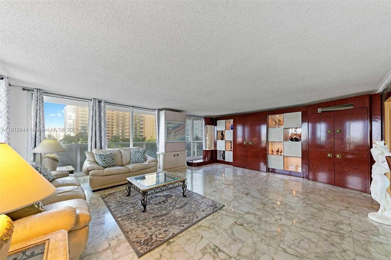 Small Image of 2751 SOUTH OCEAN DR #501N, Hollywood Number 5