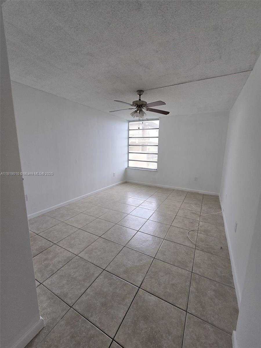 Small Image of 816 NORTH WEST 87TH AVE #406, Miami Number 17