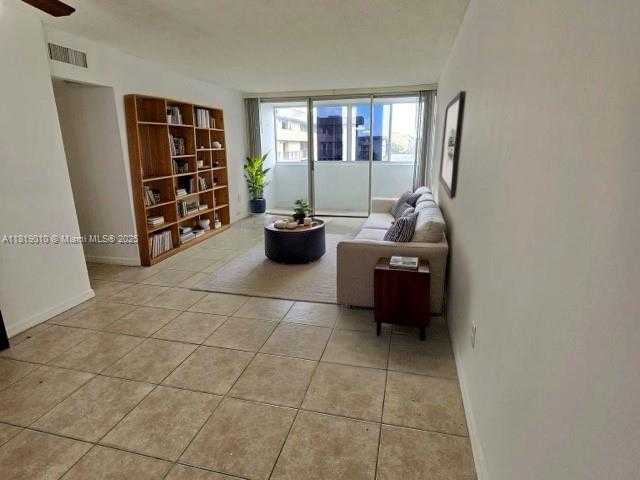 Small Image of 816 NORTH WEST 87TH AVE #406, Miami Number 2