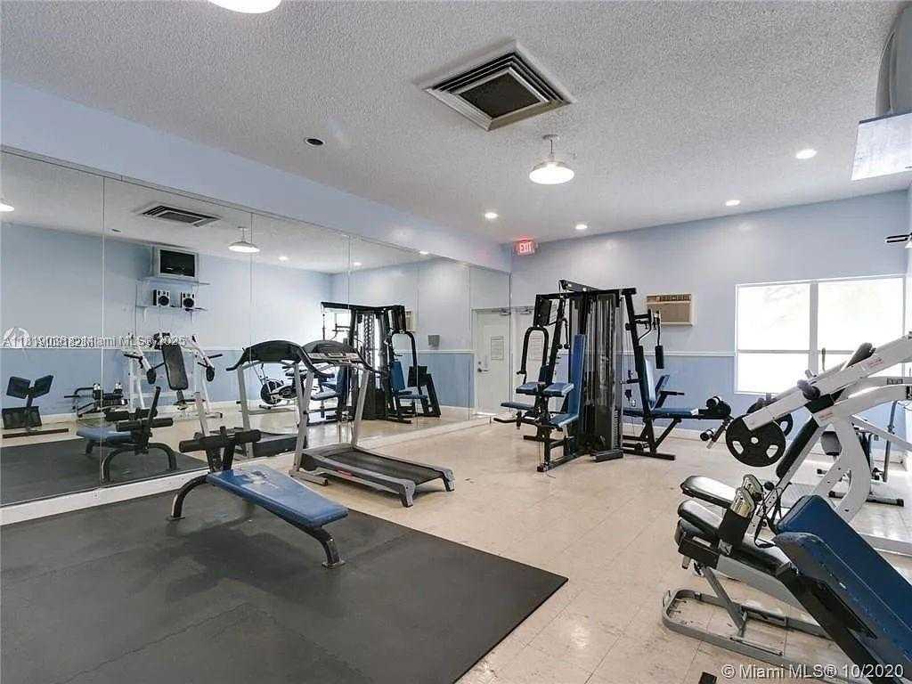 Small Image of 17570 ATLANTIC BLVD #105, Sunny Isles Beach Number 12