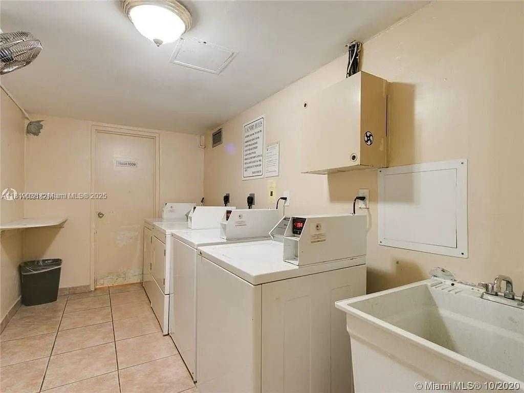 Small Image of 17570 ATLANTIC BLVD #105, Sunny Isles Beach Number 17