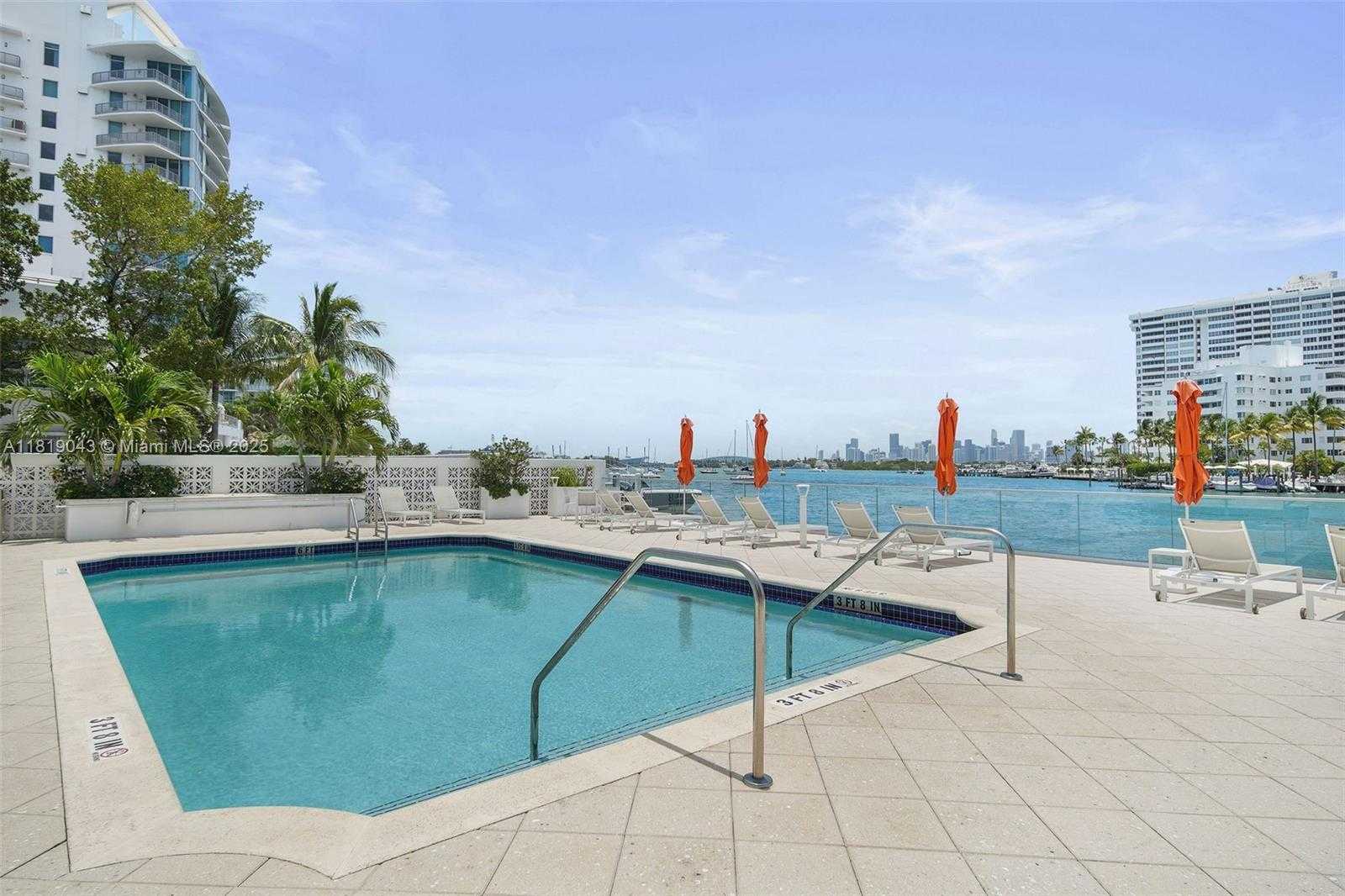 Small Image of 1450 LINCOLN RD #809, Miami Beach Number 10