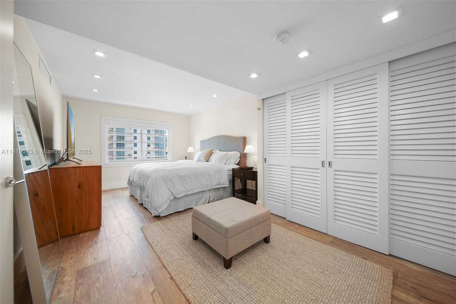 Small Image of 1450 LINCOLN RD #809, Miami Beach Number 20