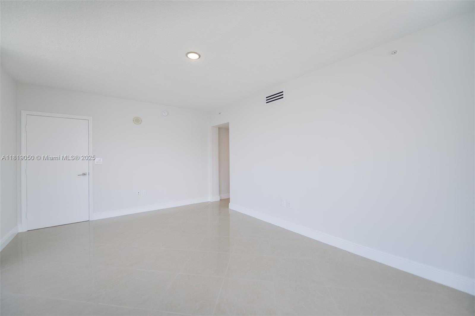 Small Image of 16699 COLLINS AVE #2107, Sunny Isles Beach Number 14