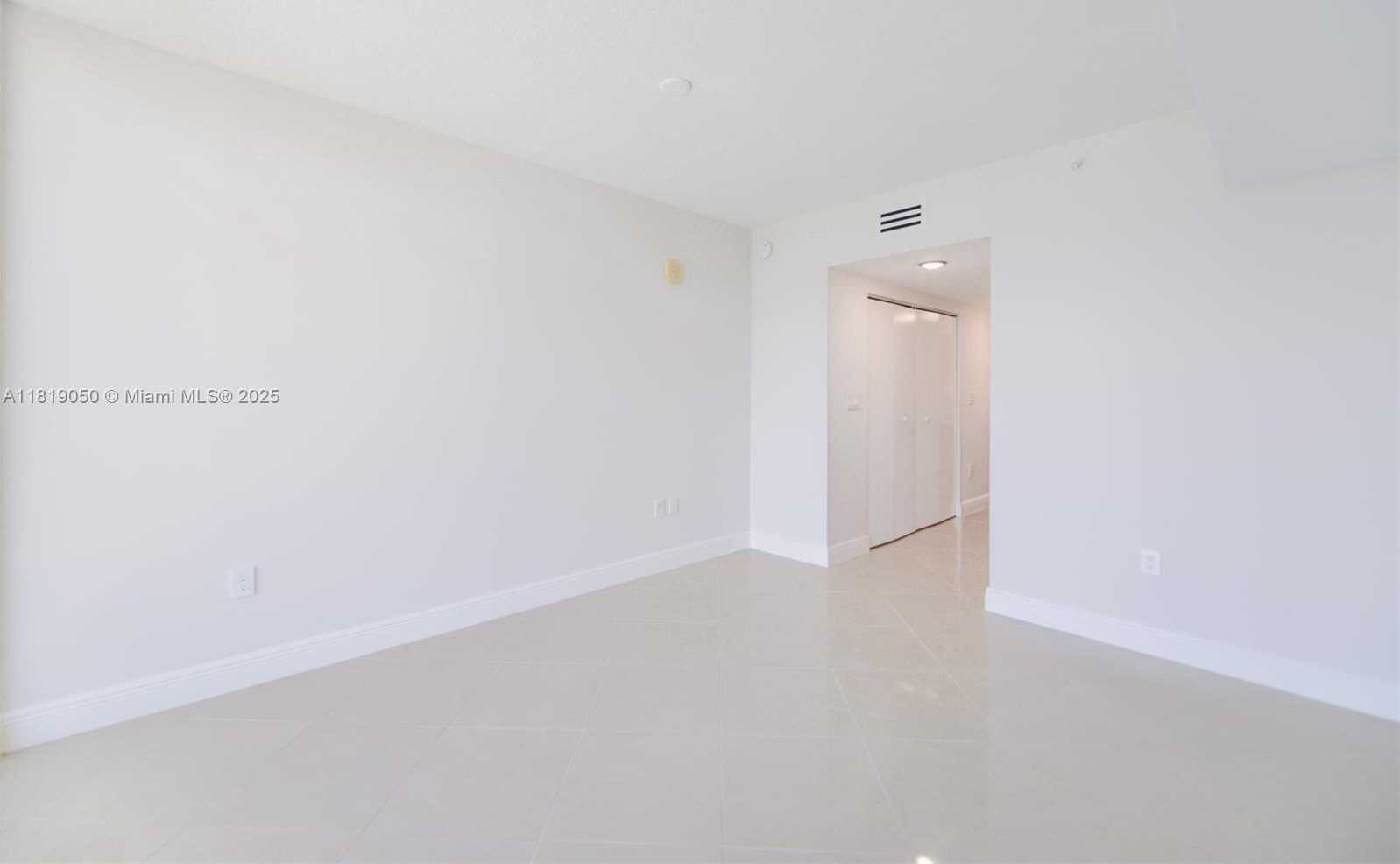 Small Image of 16699 COLLINS AVE #2107, Sunny Isles Beach Number 23