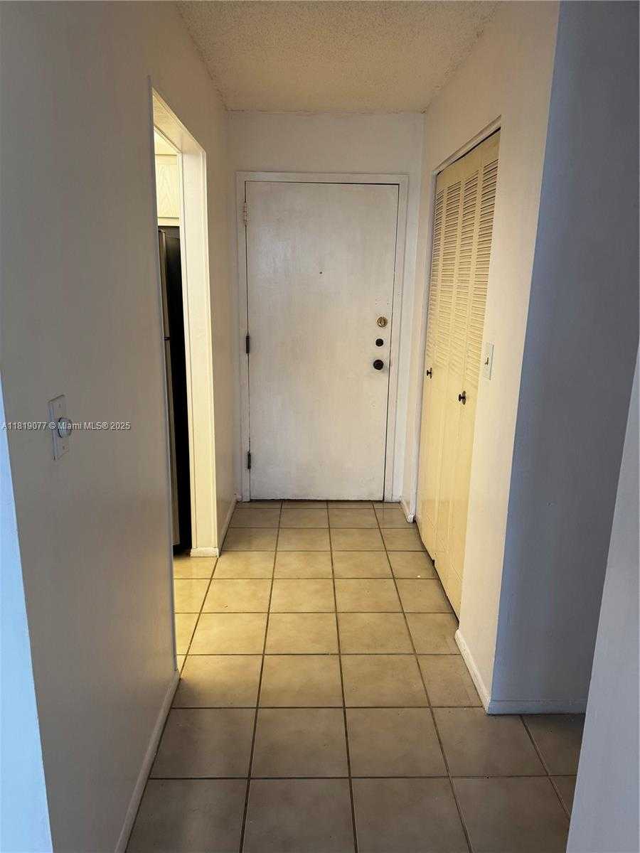 Small Image of 16851 NORTH EAST 23RD AVE #A516, North Miami Beach Number 4