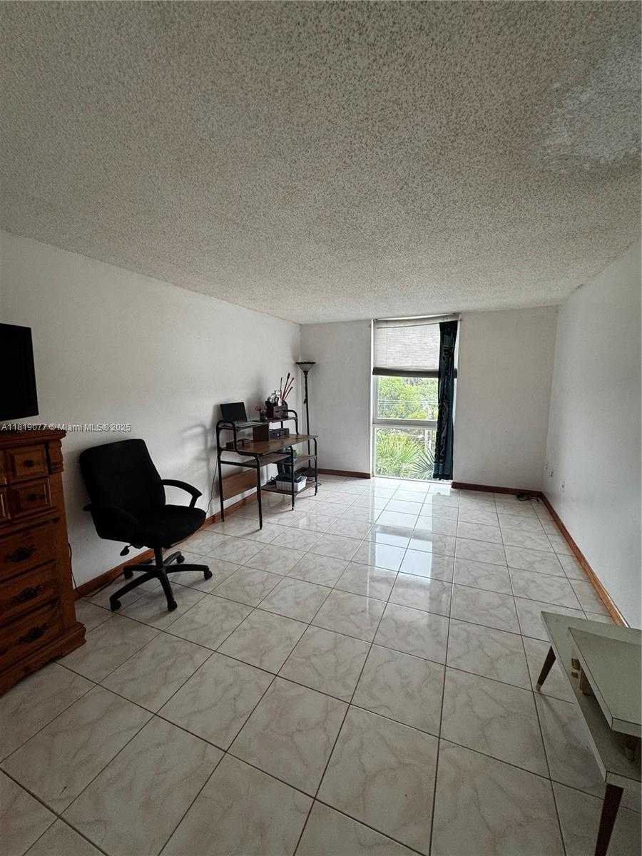 Small Image of 16851 NORTH EAST 23RD AVE #A516, North Miami Beach Number 6