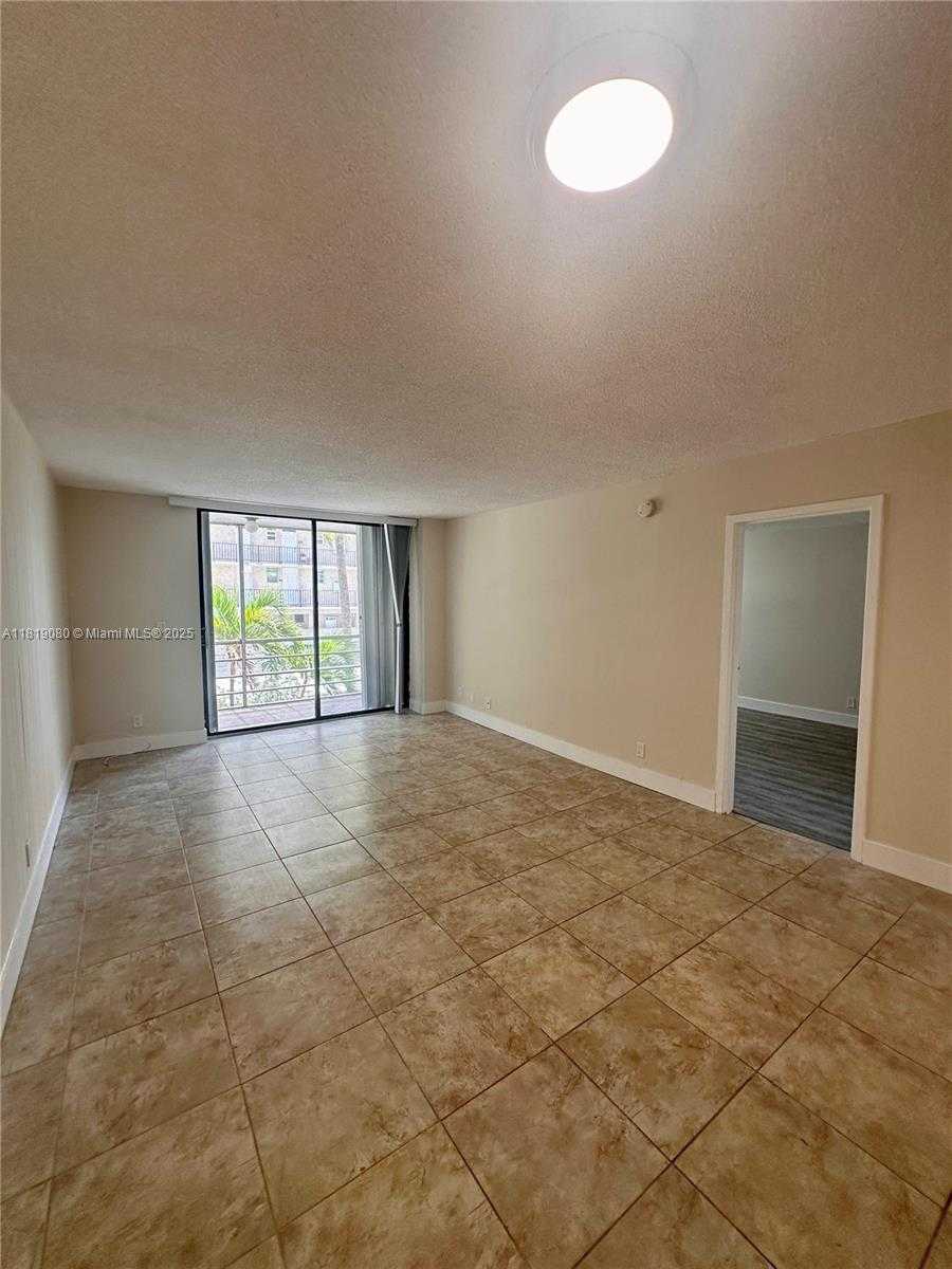 Small Image of 2935 NORTH EAST 163RD ST #3P, North Miami Beach Number 10