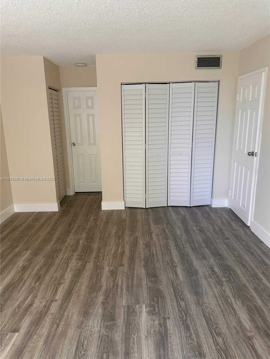 Small Image of 2935 NORTH EAST 163RD ST #3P, North Miami Beach Number 16