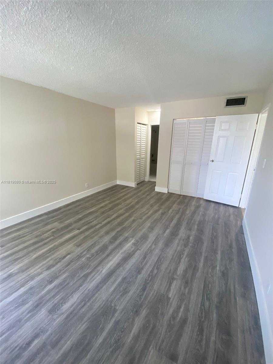 Small Image of 2935 NORTH EAST 163RD ST #3P, North Miami Beach Number 17