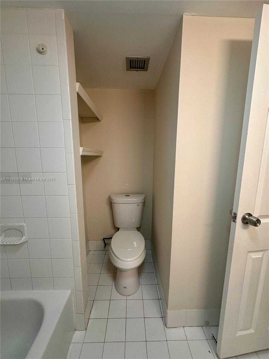Small Image of 2935 NORTH EAST 163RD ST #3P, North Miami Beach Number 23