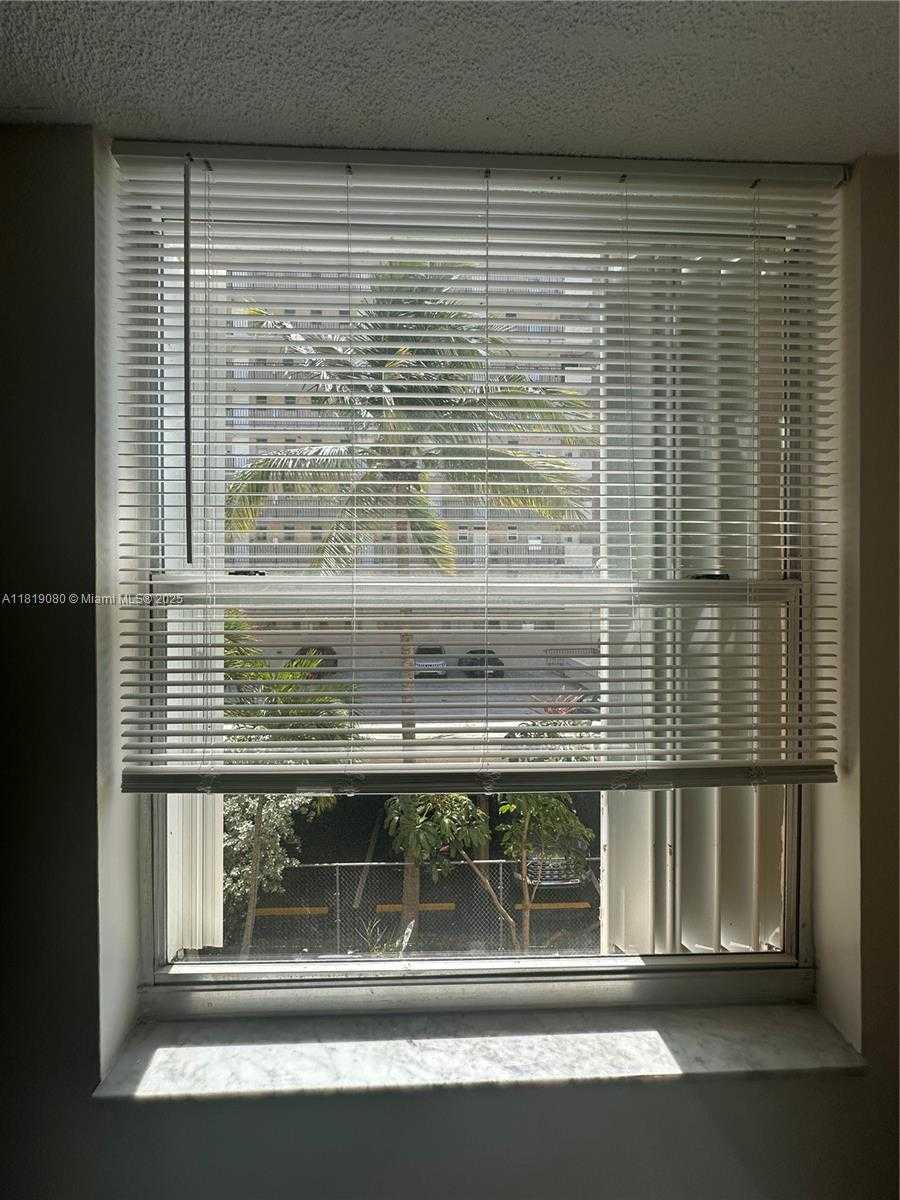 Small Image of 2935 NORTH EAST 163RD ST #3P, North Miami Beach Number 42