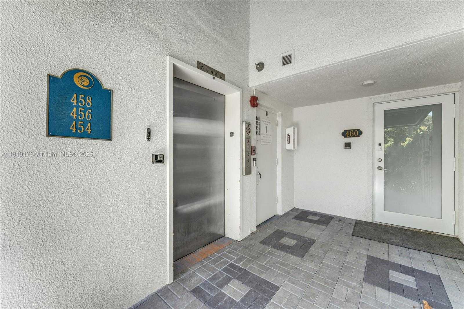 Small Image of 454 Poinciana Island Dr, Sunny Isles Beach, FL 33160, USA Number 41