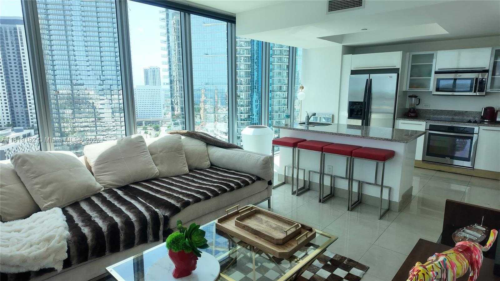 Small Image of 888 BISCAYNE BLVD #2501, Miami Number 13
