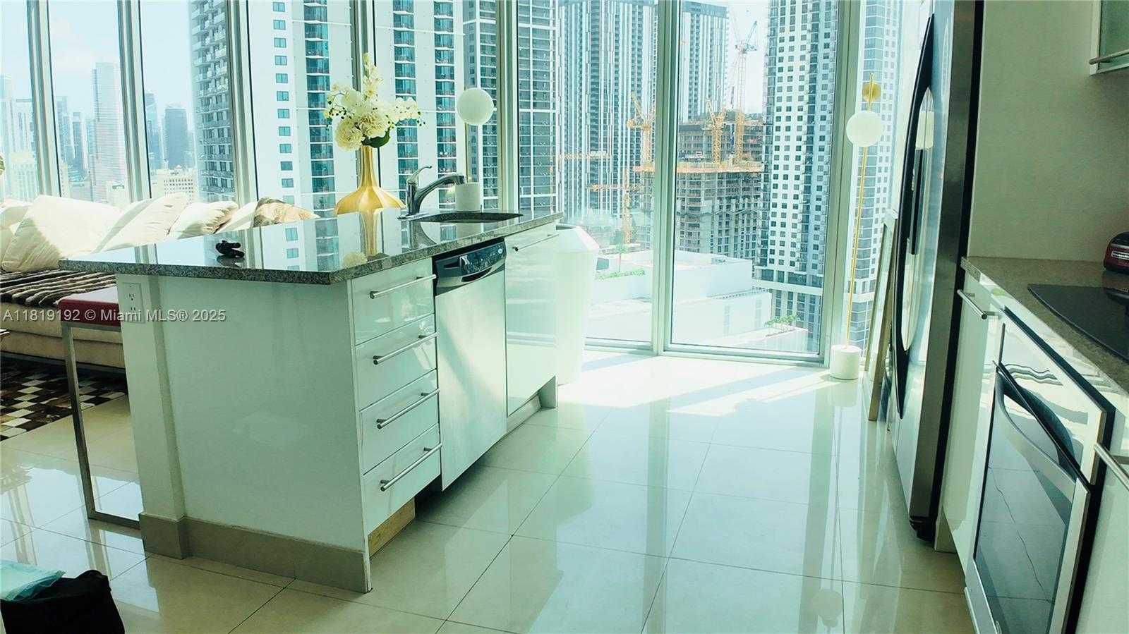 Small Image of 888 BISCAYNE BLVD #2501, Miami Number 23