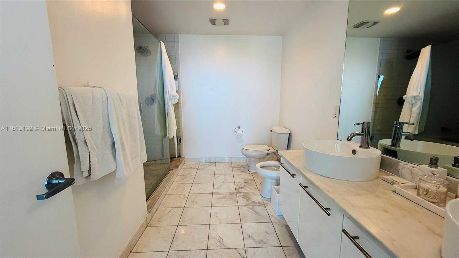 Small Image of 888 BISCAYNE BLVD #2501, Miami Number 43