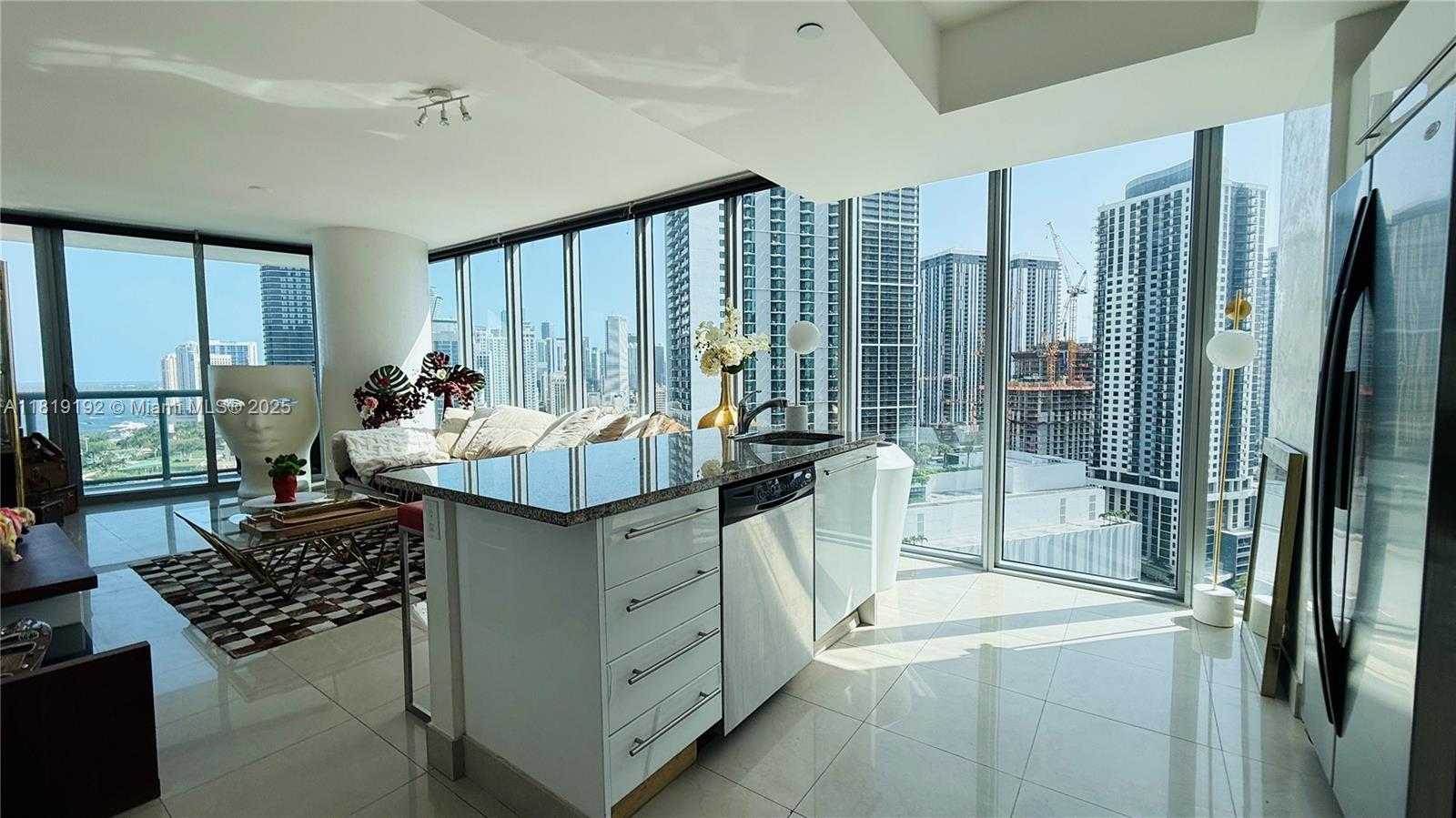 Small Image of 888 BISCAYNE BLVD #2501, Miami Number 46