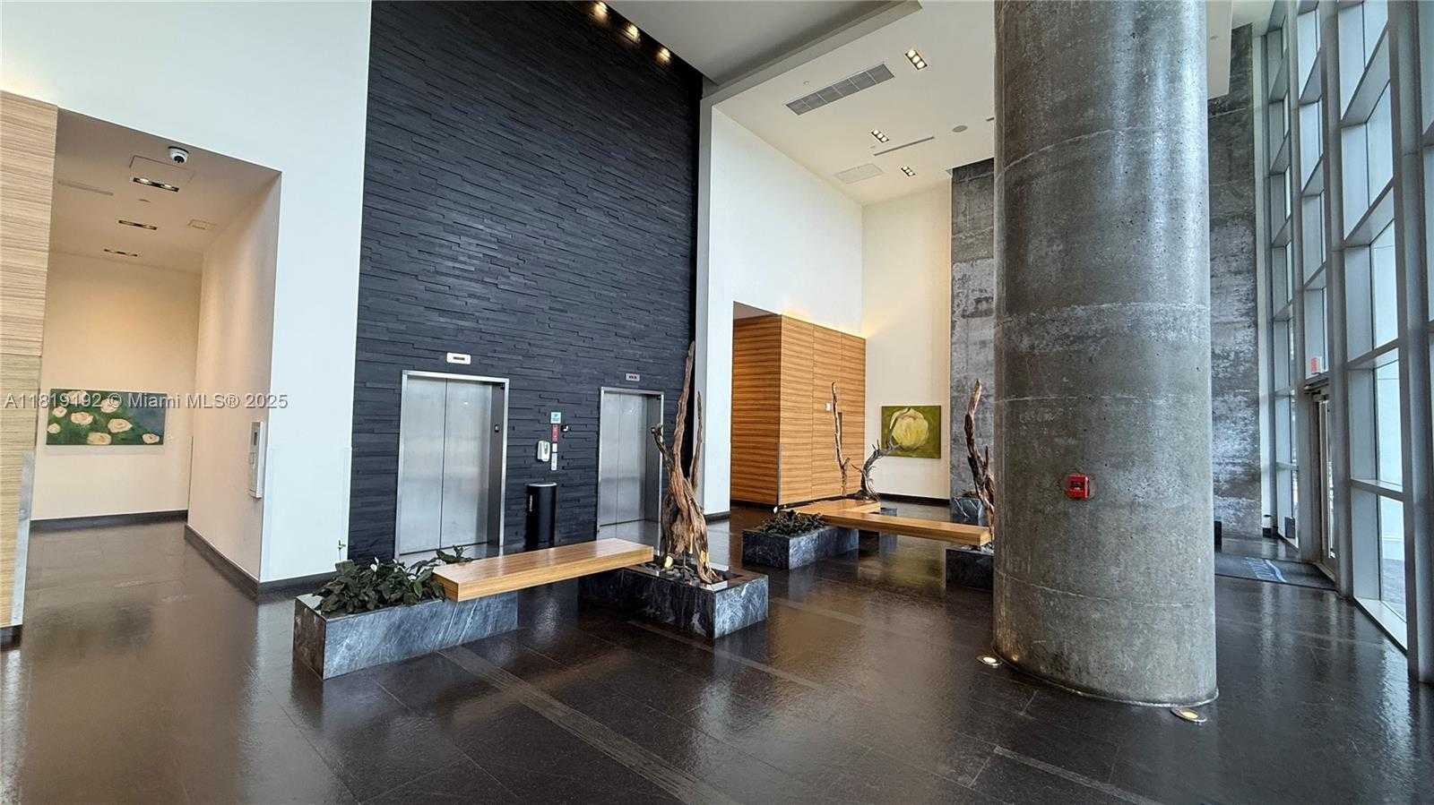 Small Image of 888 BISCAYNE BLVD #2501, Miami Number 52