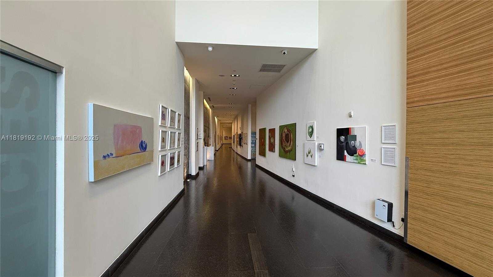 Small Image of 888 BISCAYNE BLVD #2501, Miami Number 54