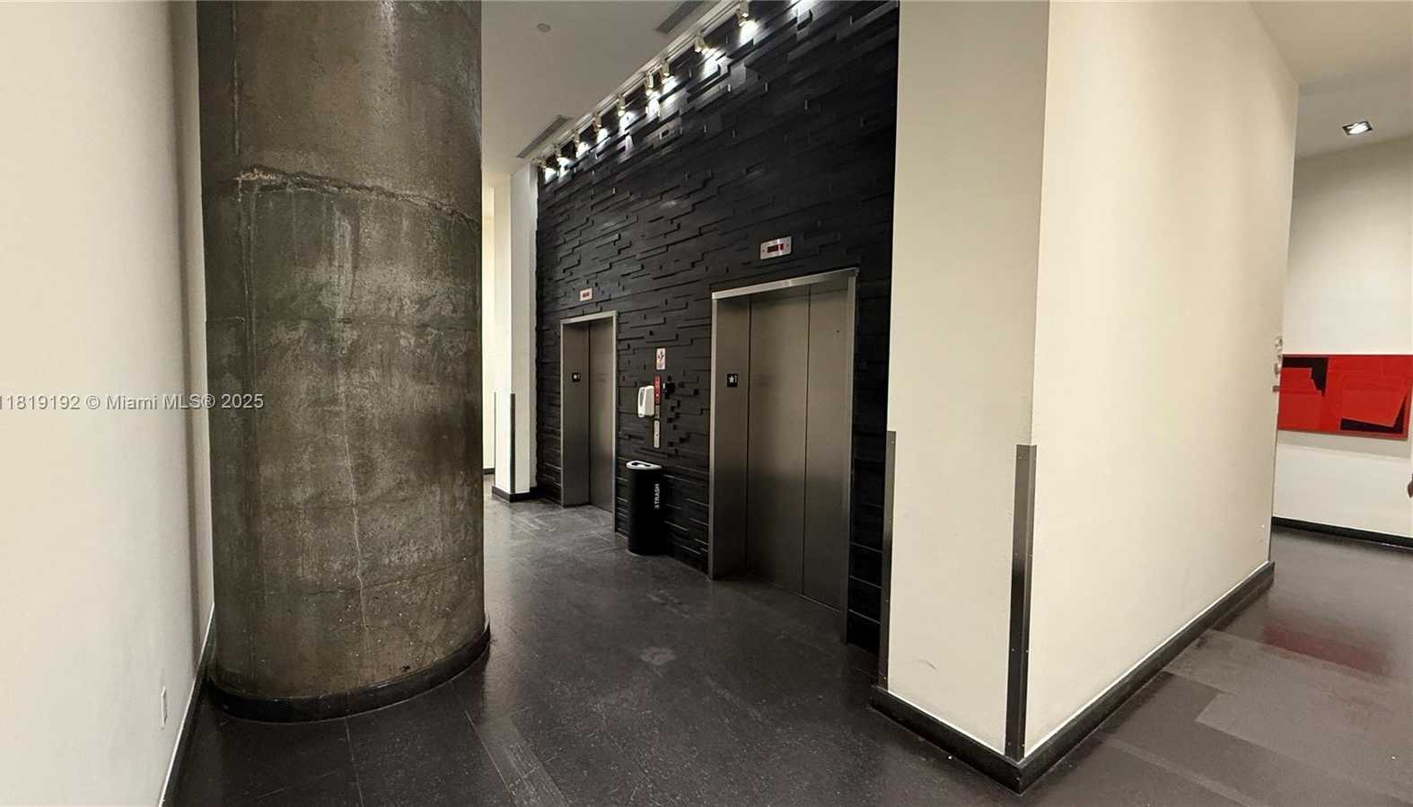 Small Image of 888 BISCAYNE BLVD #2501, Miami Number 60