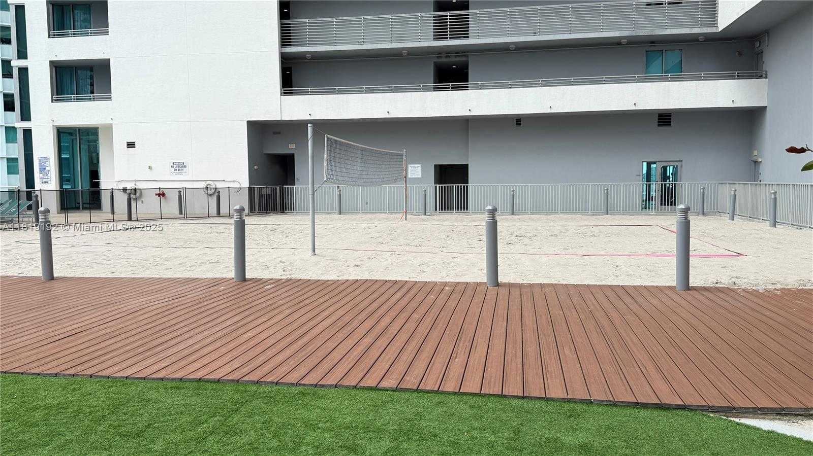 Small Image of 888 BISCAYNE BLVD #2501, Miami Number 63