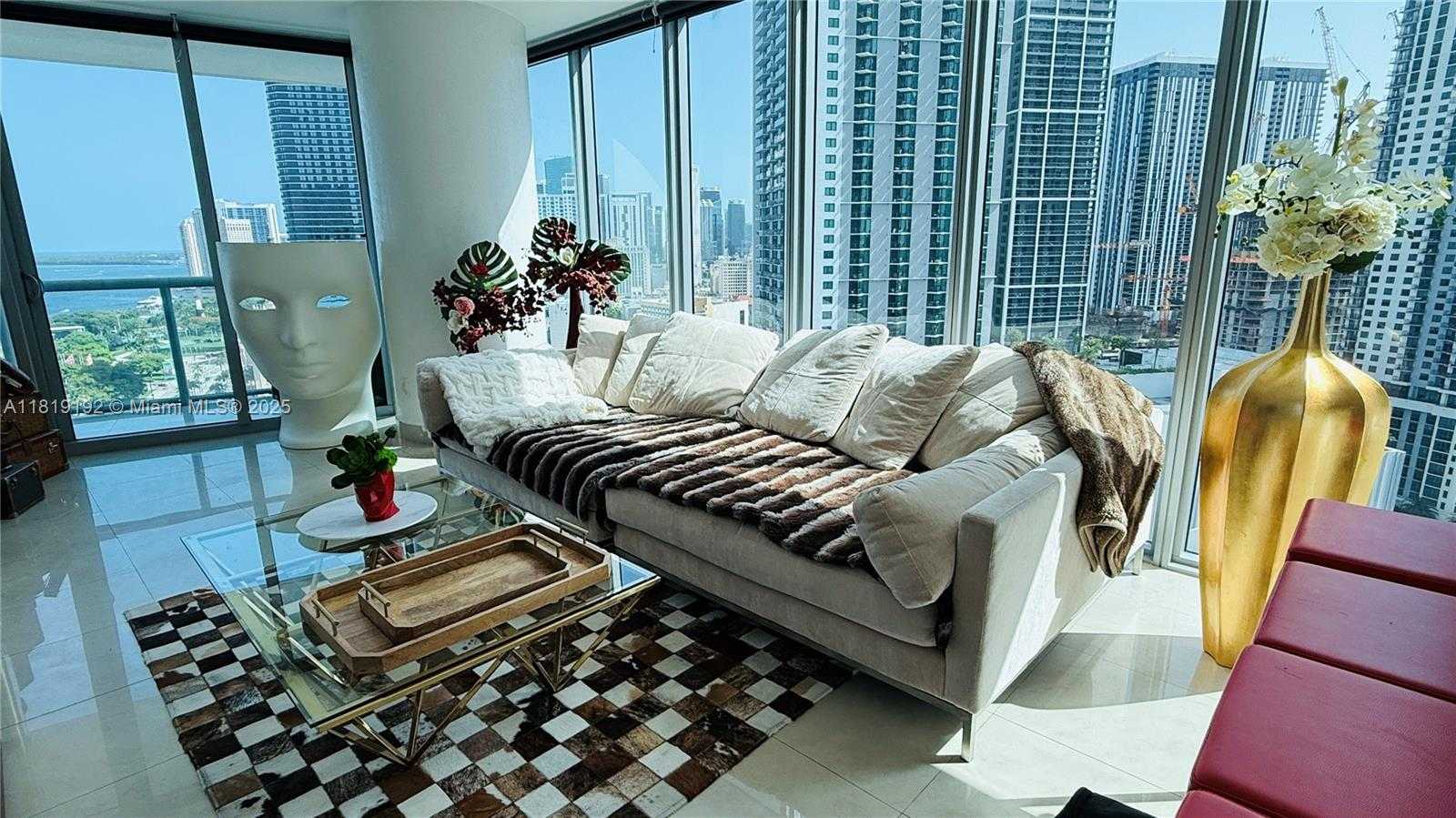 Small Image of 888 BISCAYNE BLVD #2501, Miami Number 8