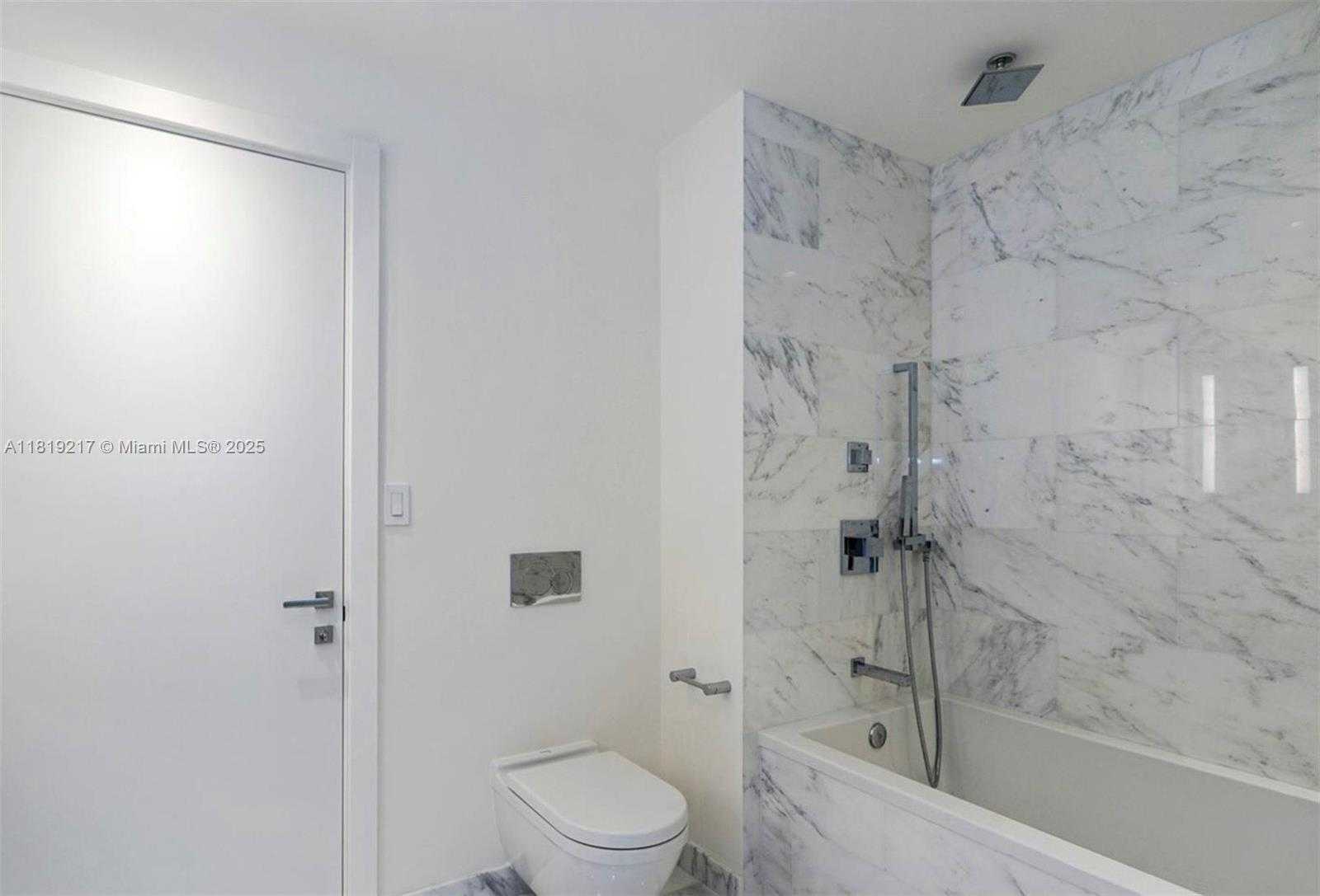 Small Image of 1451 BRICKELL AVE #2306, Miami Number 13