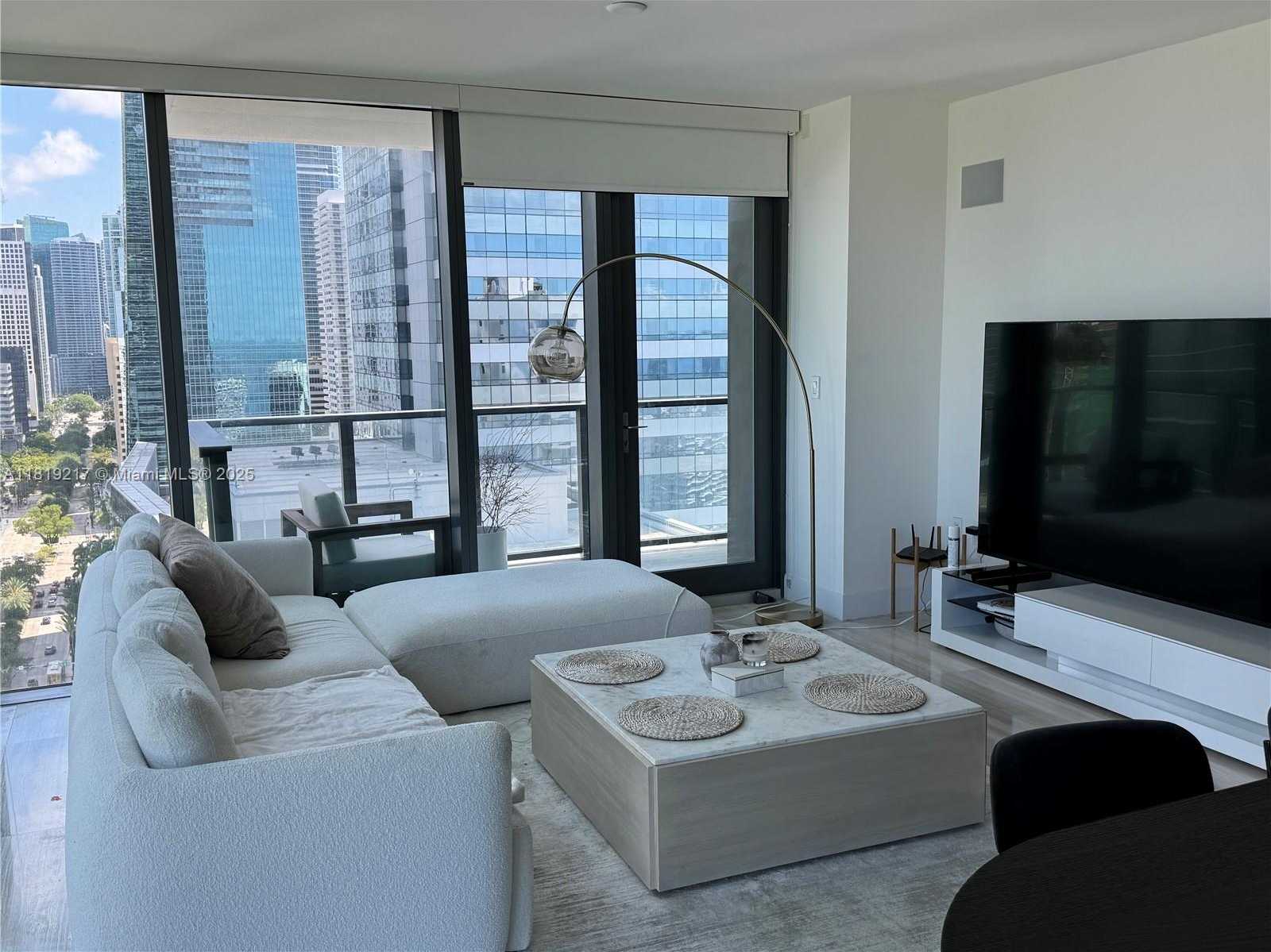 Small Image of 1451 BRICKELL AVE #2306, Miami Number 4