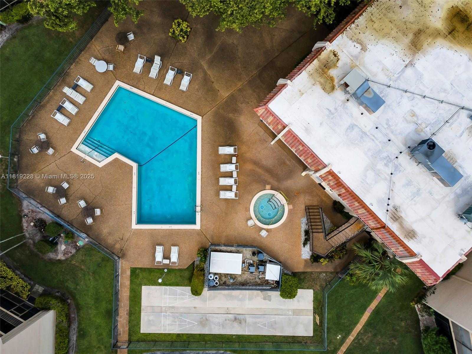 Small Image of 6855 WEST BROWARD BLVD #405, Plantation Number 21
