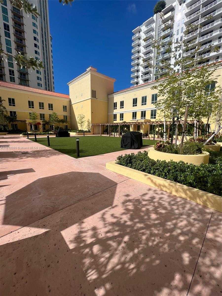Small Image of 7350 SOUTH WEST 89TH ST #2011S, Miami Number 11