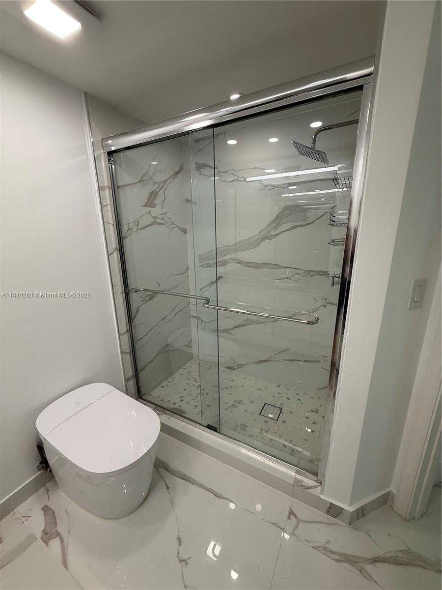 Small Image of 7350 SOUTH WEST 89TH ST #2011S, Miami Number 19