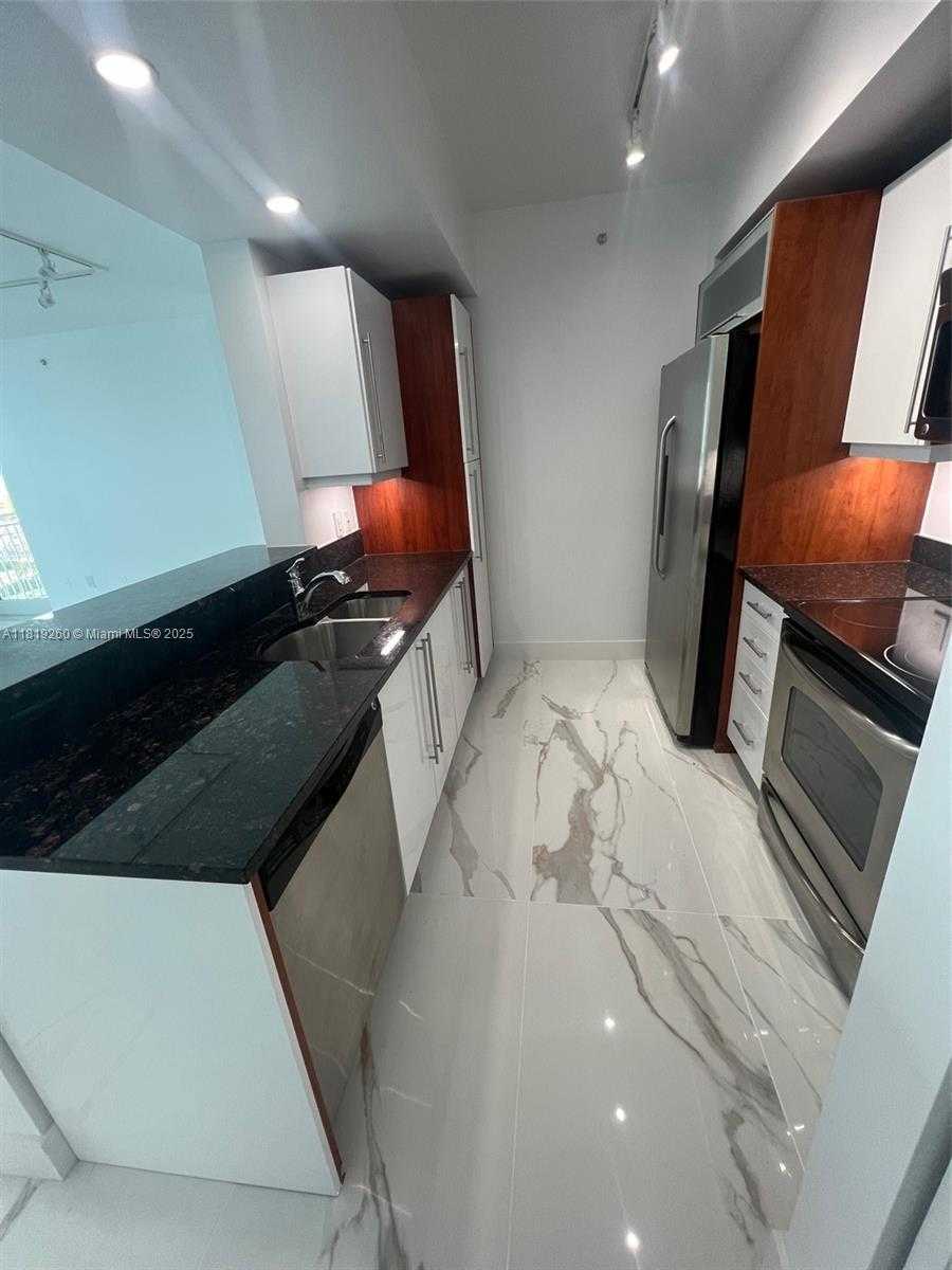 Small Image of 7350 SOUTH WEST 89TH ST #2011S, Miami Number 3